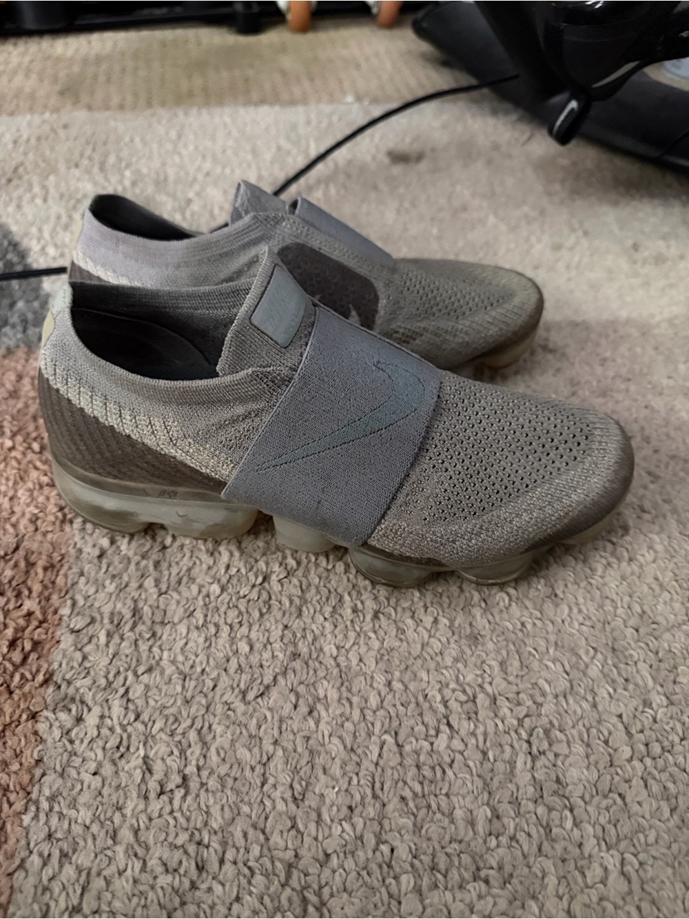 Nike Air VaporMax Flyknit Moc Stucco Green AA4155-013 Women's Size 7 shoes - Picture 7 of 11
